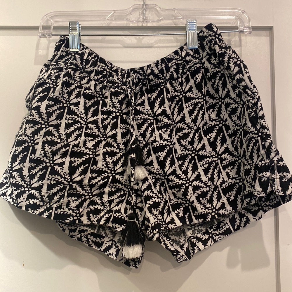 Vineyard Vines Linen Shorts